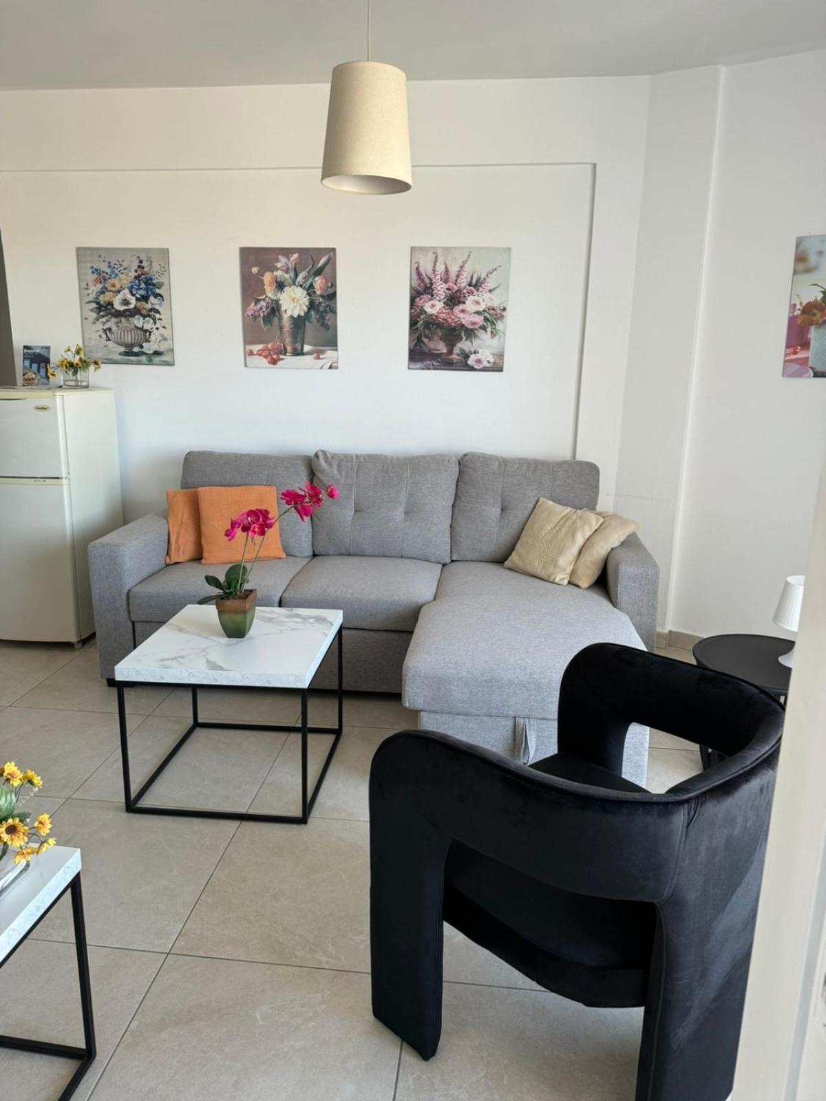 Alex Beach Apartment 203 Ларнака Экстерьер фото