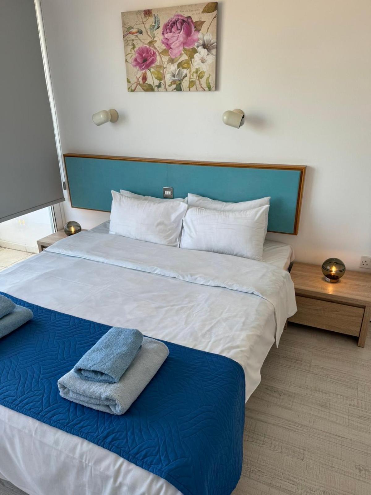 Alex Beach Apartment 203 Ларнака Экстерьер фото