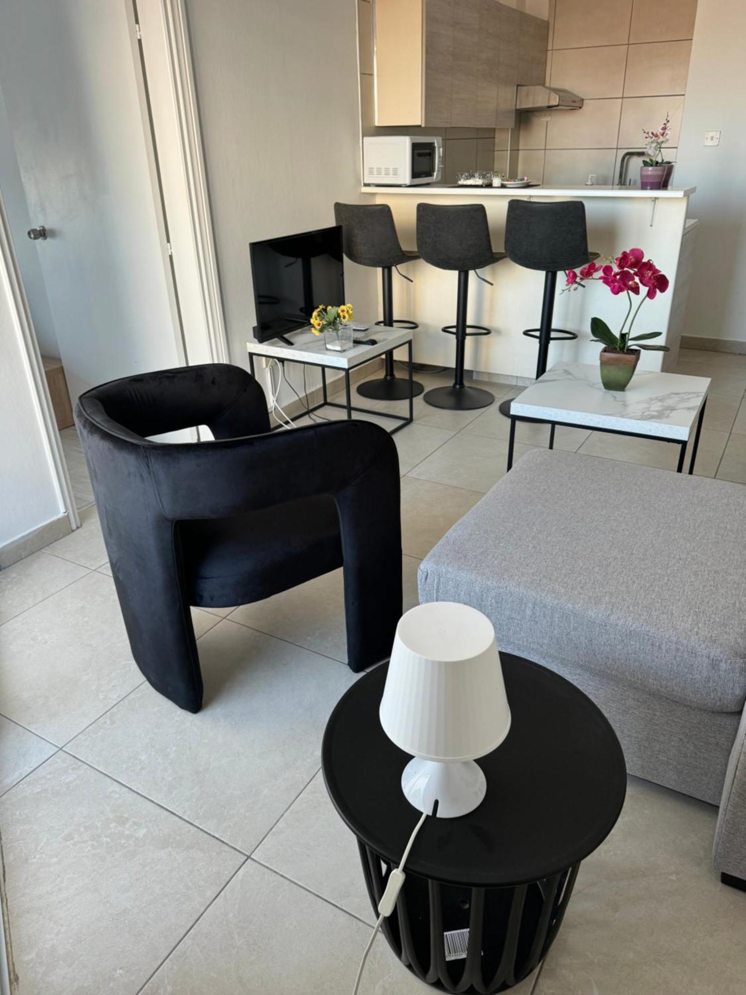 Alex Beach Apartment 203 Ларнака Экстерьер фото
