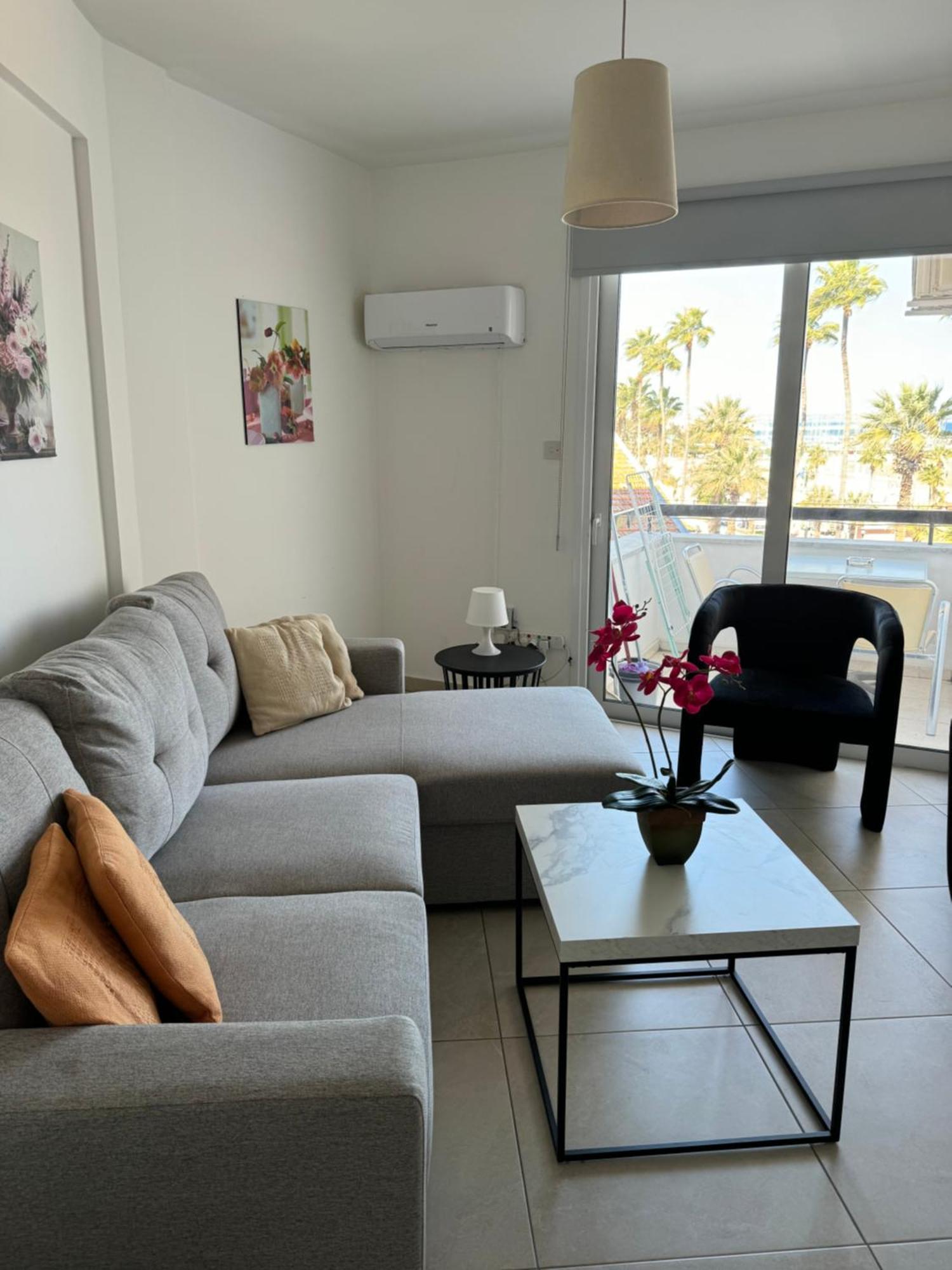 Alex Beach Apartment 203 Ларнака Экстерьер фото