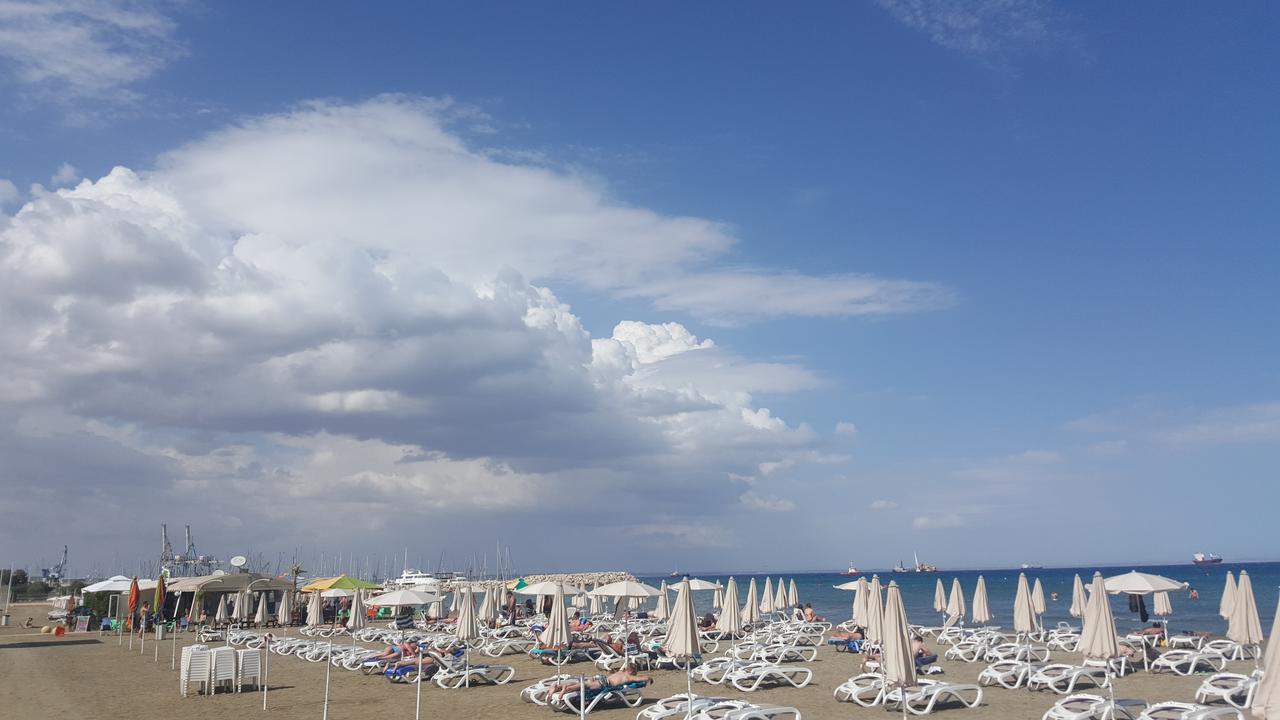 Alex Beach Apartment 203 Ларнака Экстерьер фото